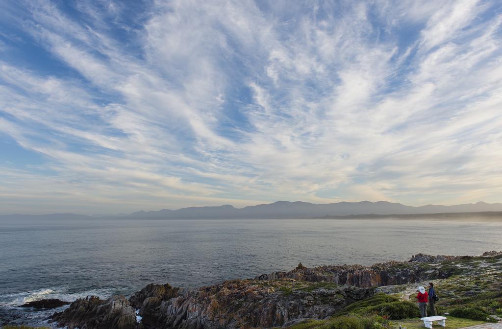 Whalesong Lodge Gansbaai Exterior photo