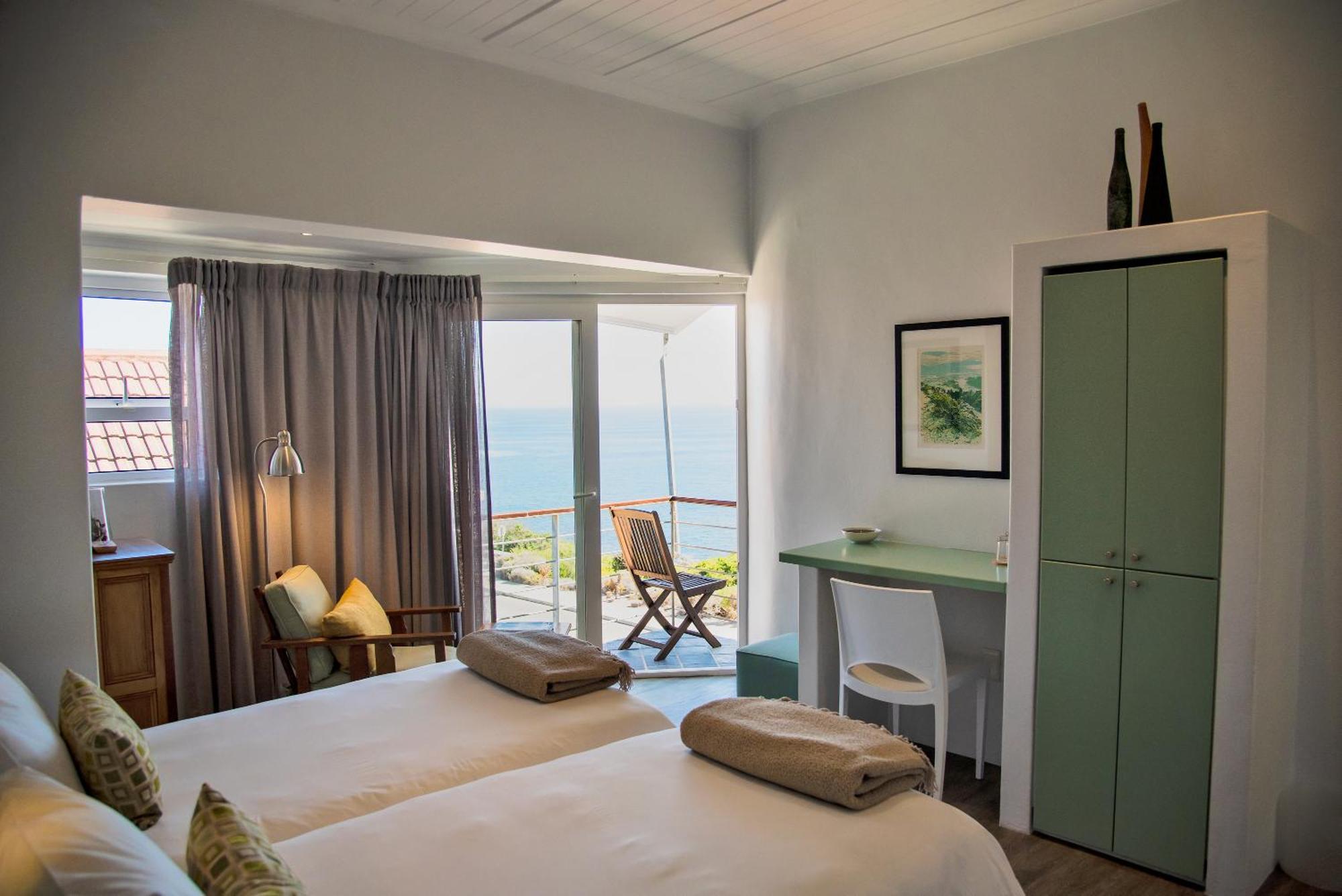 Whalesong Lodge Gansbaai Exterior photo