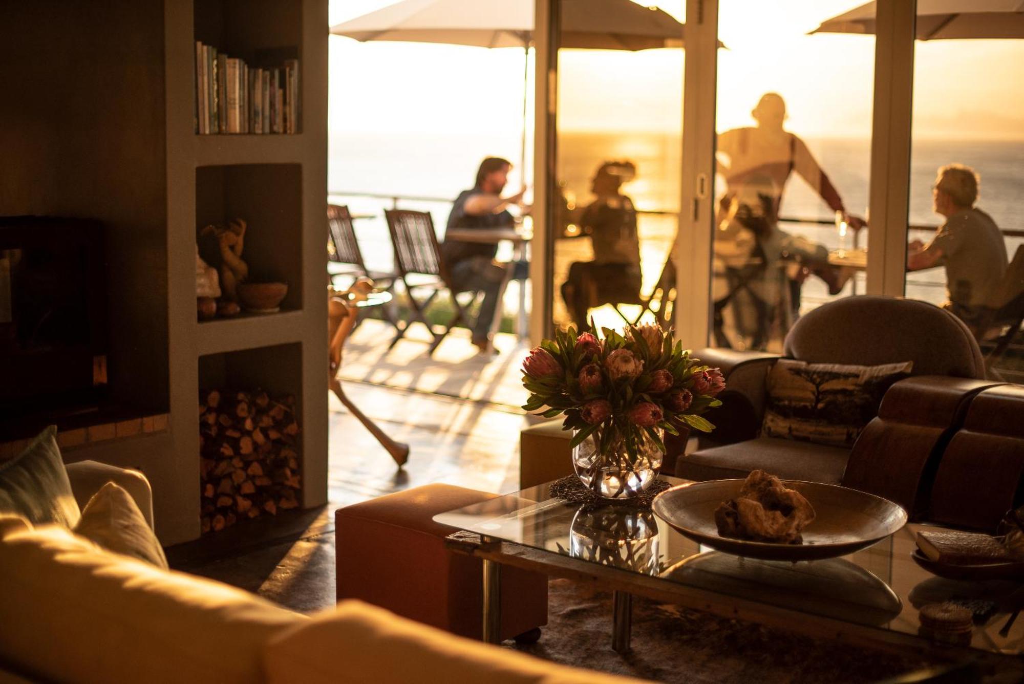 Whalesong Lodge Gansbaai Exterior photo