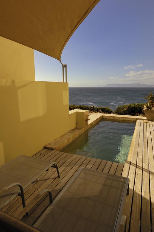 Whalesong Lodge Gansbaai Exterior photo